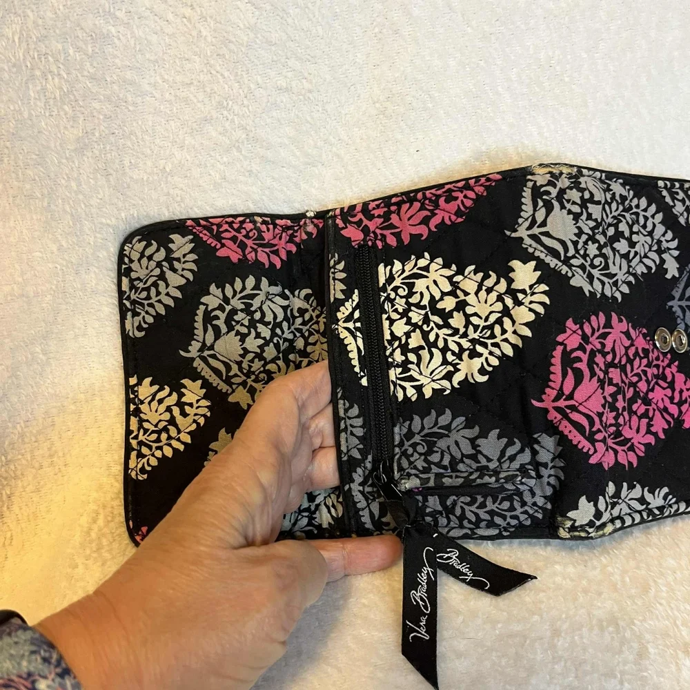 Vera Bradley Northern Lights Fall 2016 Pattern Trifold Wallet - Picture 10 of 13